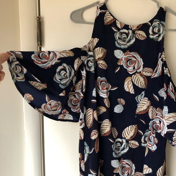 Cold Shoulder Dress - Picture 2 of 2